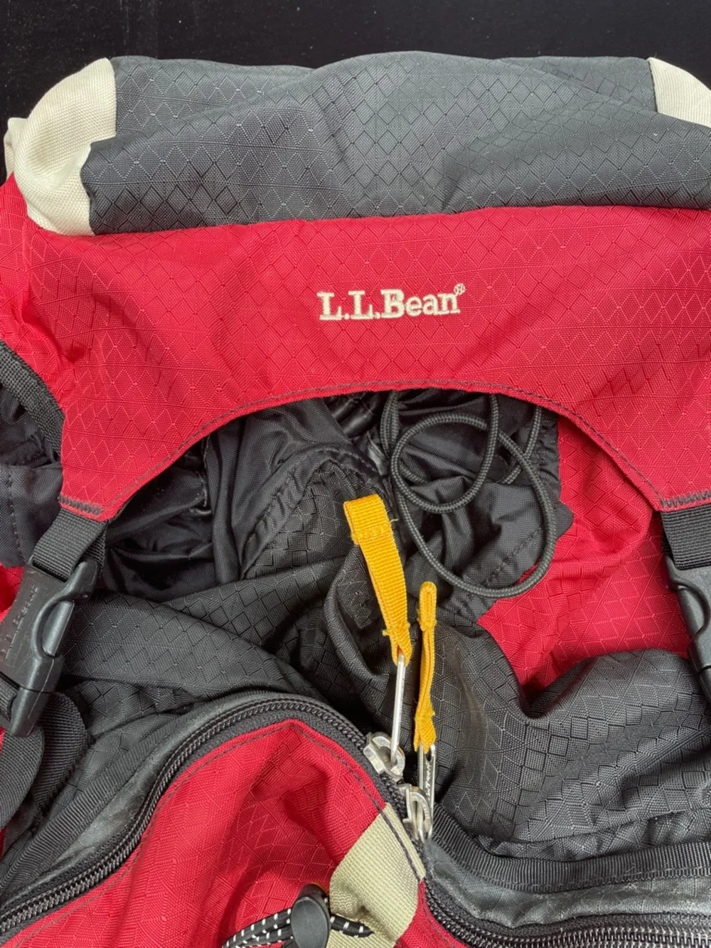 L.L.Bean Trekker backpack -  25L daypack - very nice condition.